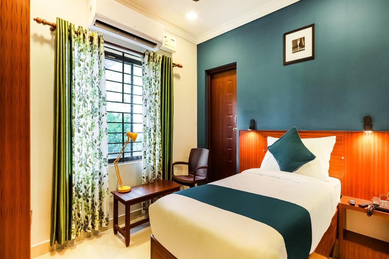 Mirage Residency Otel Kochi Dış mekan fotoğraf