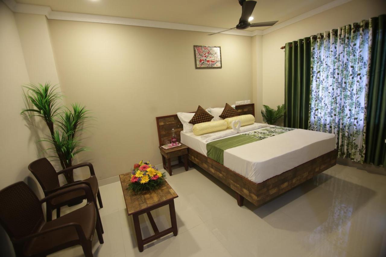 Mirage Residency Otel Kochi Dış mekan fotoğraf