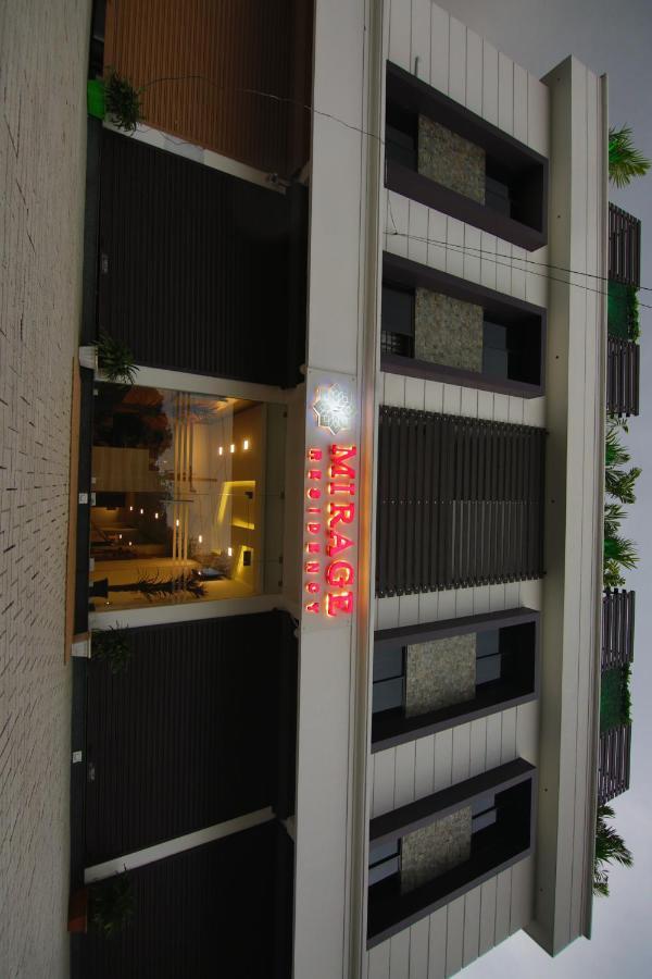 Mirage Residency Otel Kochi Dış mekan fotoğraf